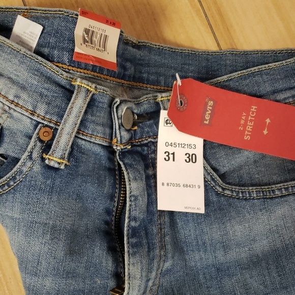511 Levi's - Picture 3 of 3